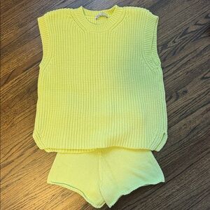 Zara Light Yellow Green Knit Sweater Set